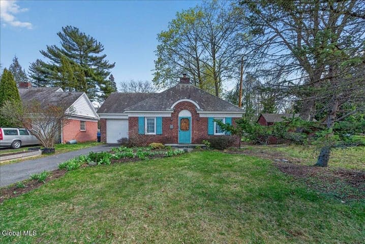 189 Milner Avenue, Albany, NY, photo 3