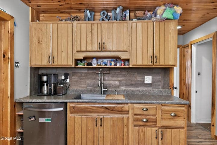 1 Grandview Avenue, North Greenbush, NY, photo 4