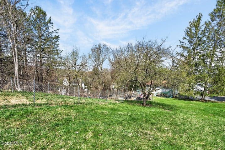 1 Grandview Avenue, North Greenbush, NY, photo 2