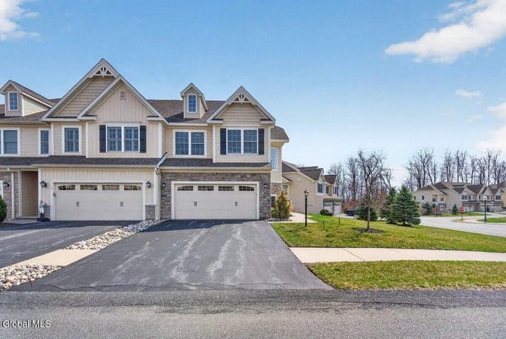 1 Ordelia Lane, Round Lake, NY, photo 1
