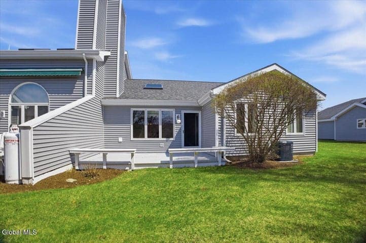 26 Westwood Drive, Queensbury, NY, photo 5