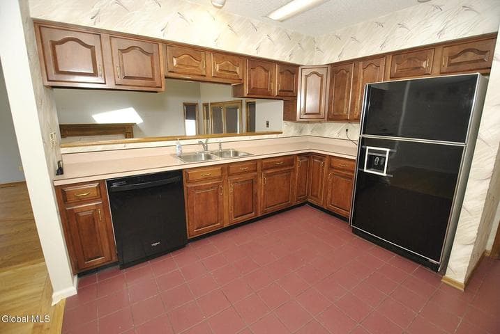 14 Kenlyn Drive, Colonie, NY, photo 4