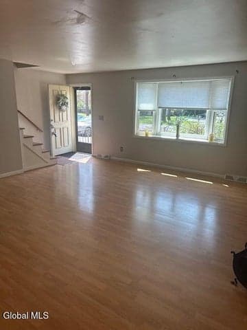207 Point Of Woods Drive, Albany, NY, photo 3
