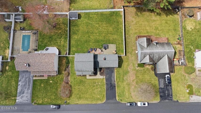 39 Oak Tree Circle, Queensbury, NY, photo 4