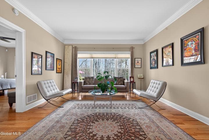 102 Woods Lane, Colonie, NY, photo 4