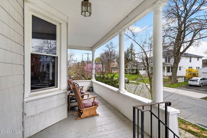 810 Lancaster Street, Albany, NY, photo 3