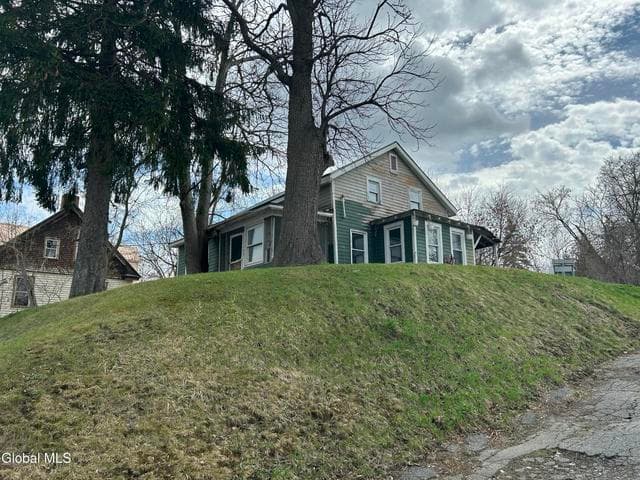 24 Algonkin Street, Ticonderoga, NY, photo 4