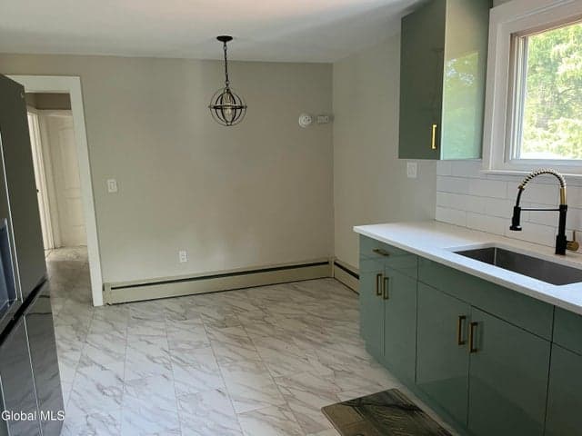 166 Blue Barns Road, Clifton Park, NY, photo 3