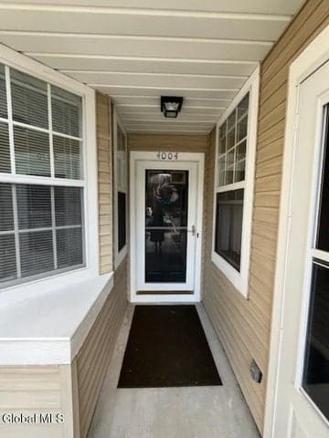 4004 S Foxwood Drive #S, Clifton Park, NY, photo 2