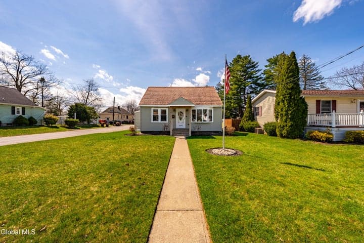 1887 Fiero Avenue, Rotterdam, NY, photo 2