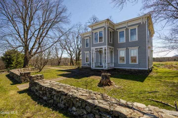 4268 Frederick Road, Guilderland, NY, photo 2