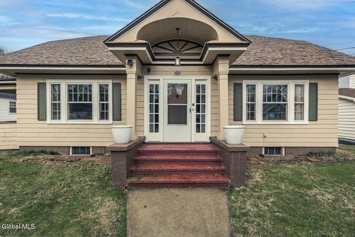 56 Saratoga Boulevard, Gloversville, NY, photo 2