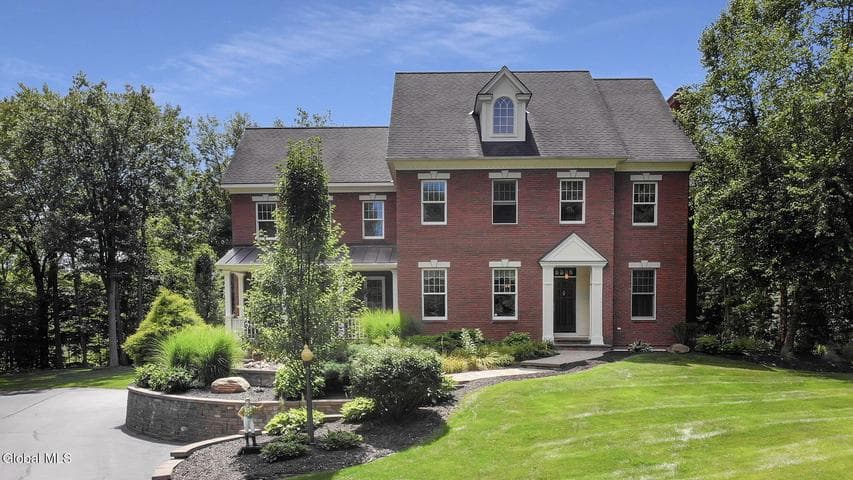 9 Stable Lane, Saratoga Springs, NY, photo 2