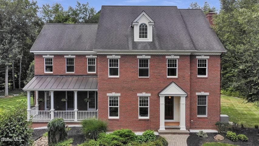 9 Stable Lane, Saratoga Springs, NY