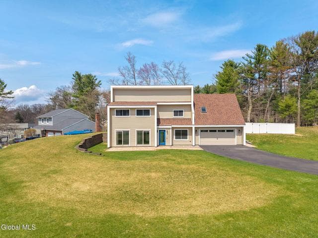 1412 Rocco Drive, Guilderland, NY, photo 2