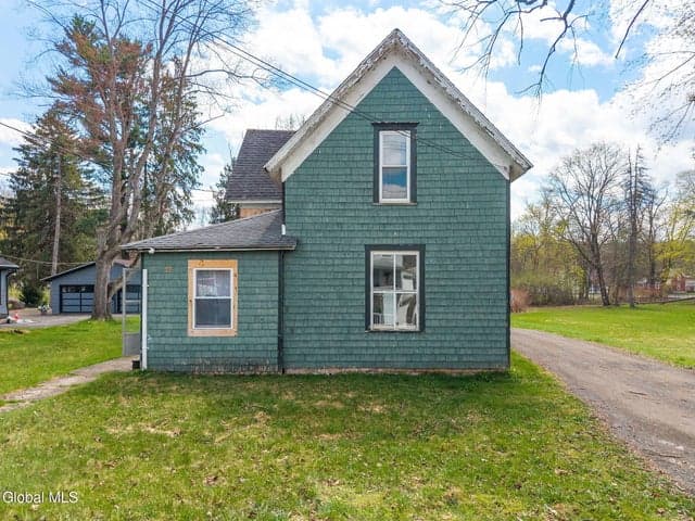 17 Sherman Avenue, Sidney, NY, photo 2