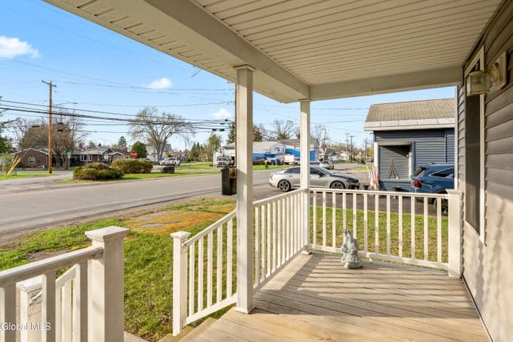 3096 Guilderland Avenue, Rotterdam, NY, photo 3