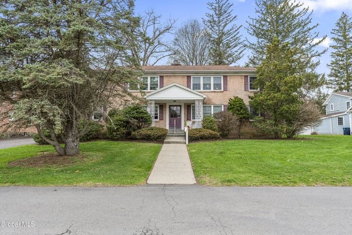 7 Regina ##4, Delmar, NY, photo 1