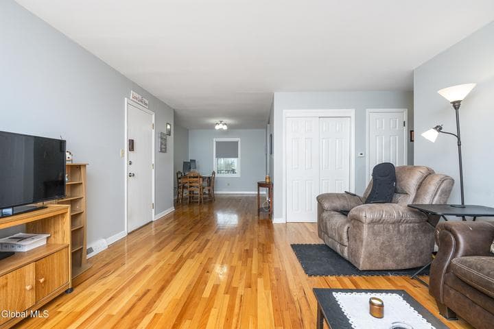 7 Regina ##4, Delmar, NY, photo 4