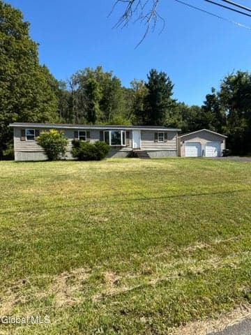 683 Knickerbocker Road, Schaghticoke, NY, photo 2