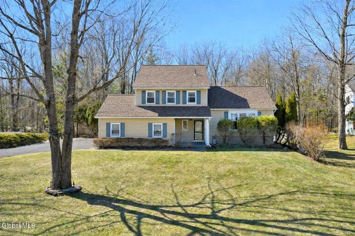 15 Durham Way, Clifton Park, NY, photo 4