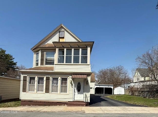 12 Yeoman Street, Amsterdam, NY, photo 1