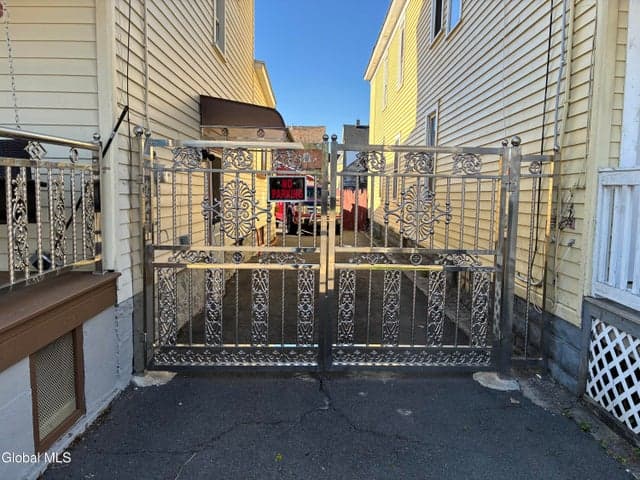 817 Holland Road, Schenectady, NY, photo 4