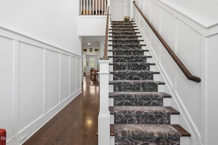 40 Cambridge Way, Colonie, NY, photo 4