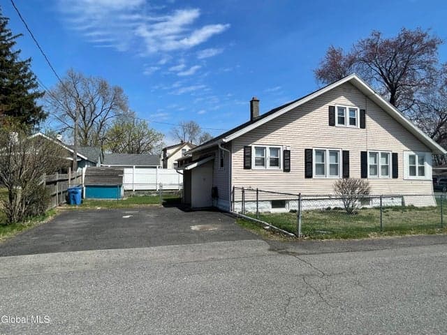 13 Washington Avenue, Colonie, NY, photo 5