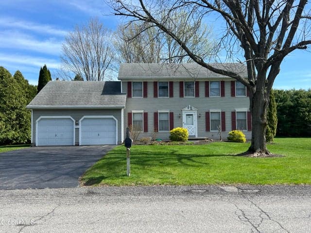 4111 Stonefield Way, Guilderland, NY, photo 2