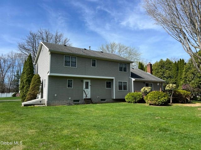 4111 Stonefield Way, Guilderland, NY, photo 4
