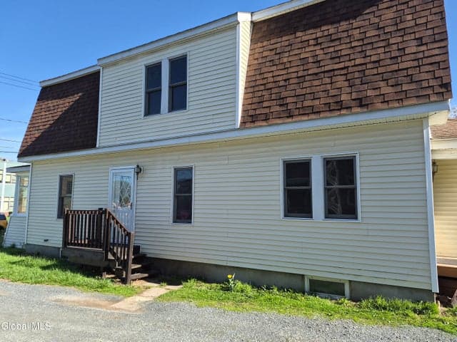 22-24 Campbell Avenue, Castleton-on-Hudson, NY, photo 2