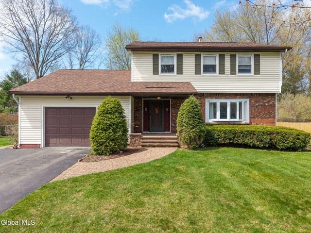 5113 Foxwood Drive, Guilderland, NY, photo 1
