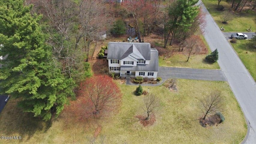 2 Shuvee Lane, Wilton, NY, photo 3