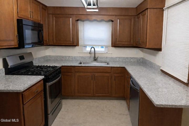 236 Burwell Street, Little Falls, NY, photo 5