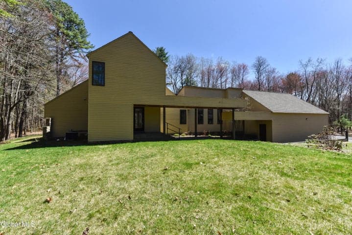 321 Ruggles Road, Wilton, NY, photo 1