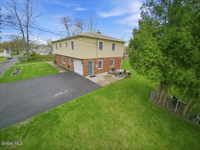 18 Norfolk Street, Guilderland, NY, photo 4