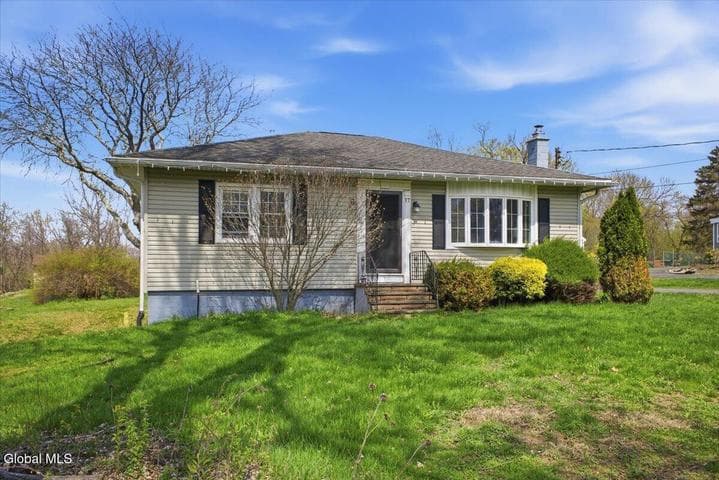 17 Doty Avenue, Schaghticoke, NY, photo 1
