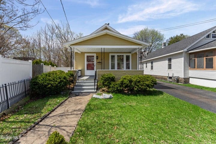 917 Hazelwood Avenue, Schenectady, NY, photo 2