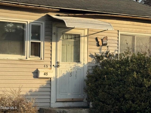 45 Hudson Avenue, Colonie, NY, photo 3
