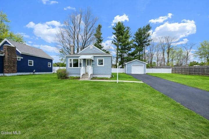 153 Dahlia Street, Rotterdam, NY, photo 1