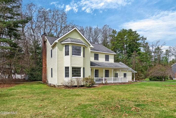 26 Sugar Pine Road, Queensbury, NY, photo 4