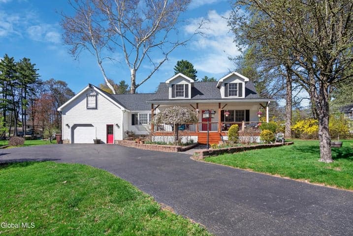 531 Delaware Avenue, Delmar, NY, photo 1