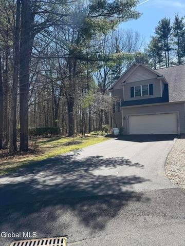 3 Donegal Way, Wilton, NY, photo 3