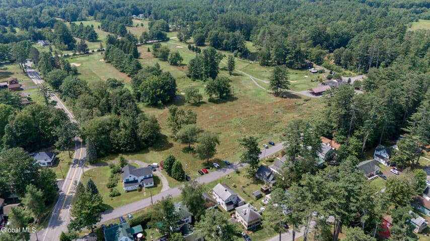 110 Lincoln Avenue, Northampton, NY, photo 5