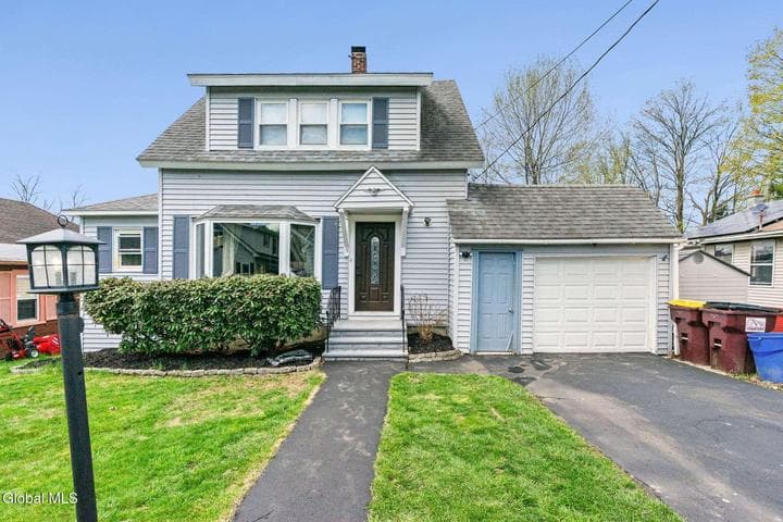 5 Tower Avenue, Brunswick, NY, photo 2