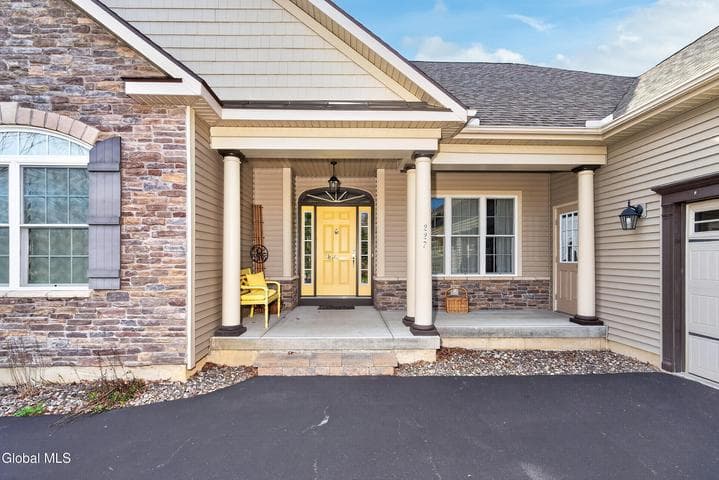 227 Landbridge Drive, Altamont, NY, photo 3