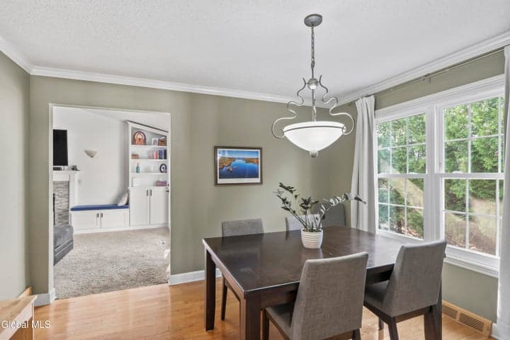 41 Covington Avenue, Colonie, NY, photo 4
