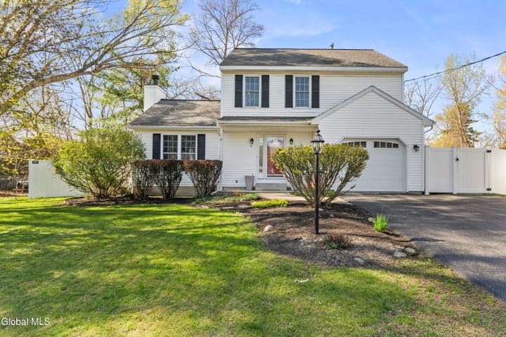 41 Covington Avenue, Colonie, NY, photo 1