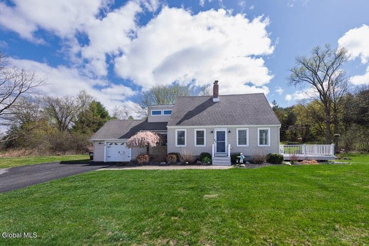 124 Gi Road, Guilderland, NY, photo 3
